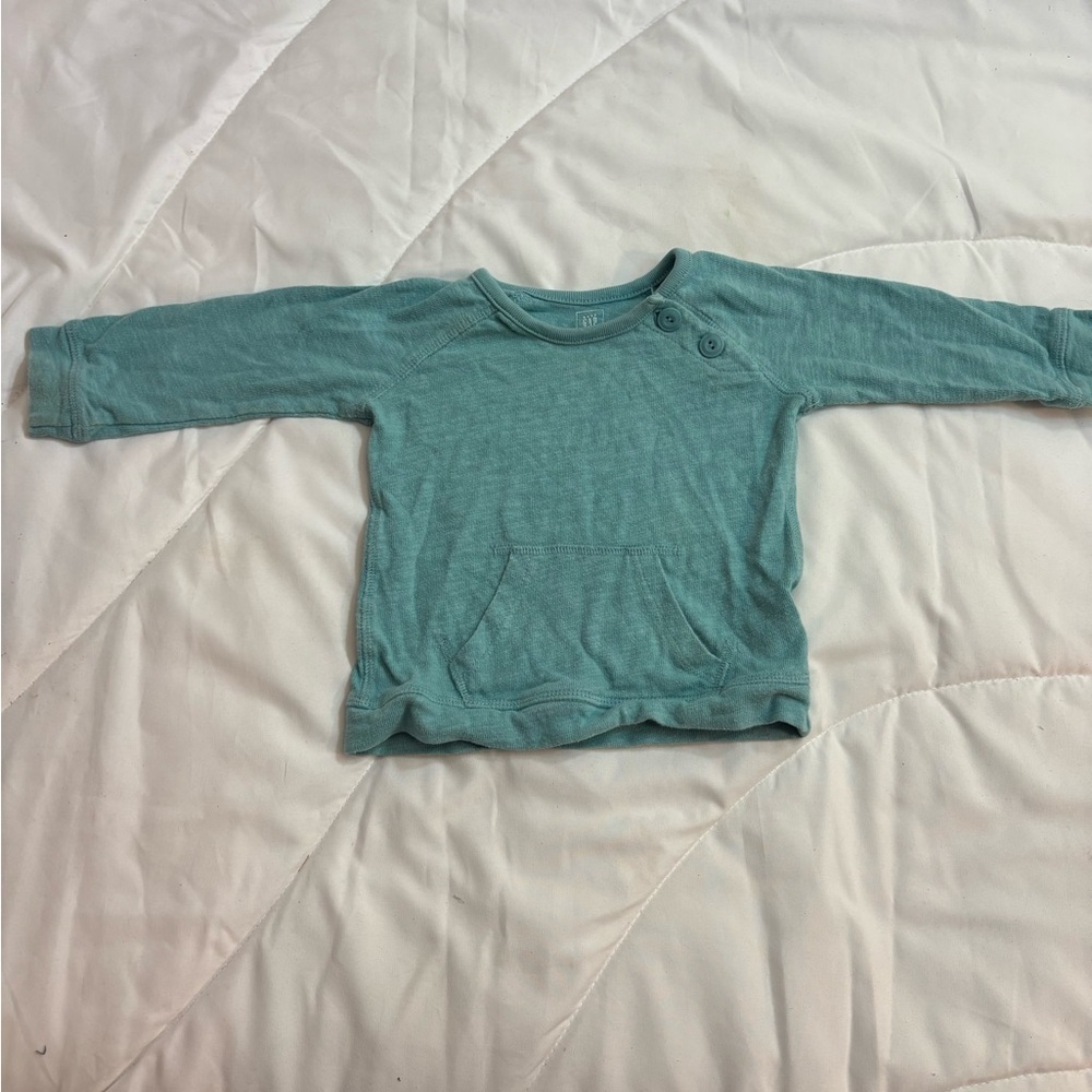 GAP Kids Teal Sweatshirt size 6-12 months- cute and cozy
